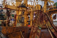 Fabrikschiff Annie Hillina. Das Salzwasser hat seine Spuren hinterlassen, Bremerhaven-Fischereihafen