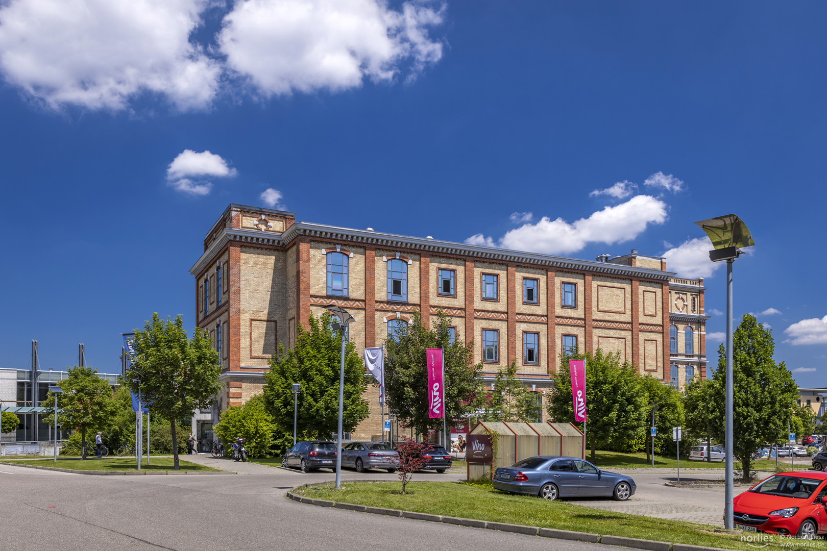 Fabrikschloss - historisches Bauwerk