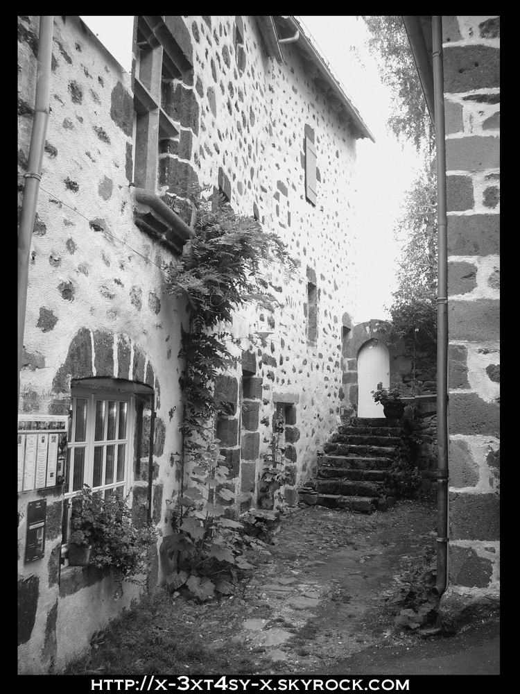 Facade en noir et blanc