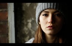 ...... face .....