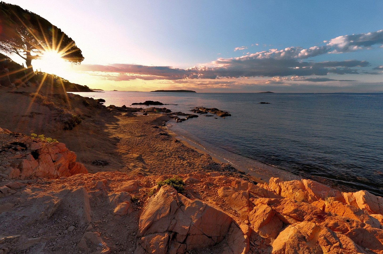 Face aux îles Cerbicales