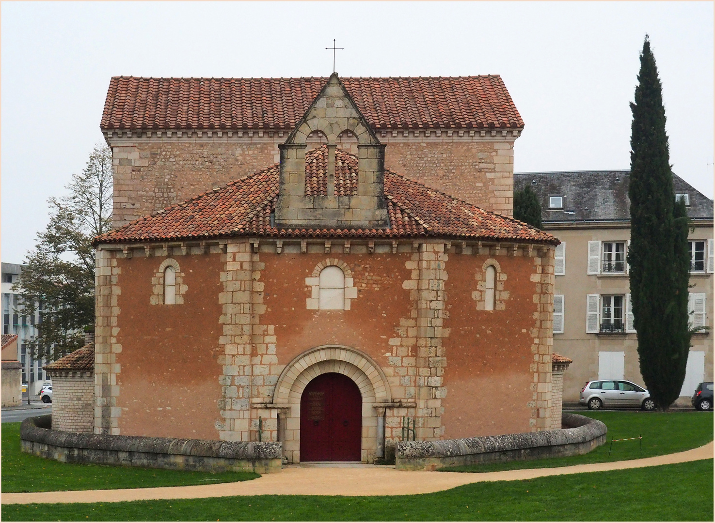 Face ouest du Baptistère Saint-Jean (fin IVème, début Vème)  à Poitiers