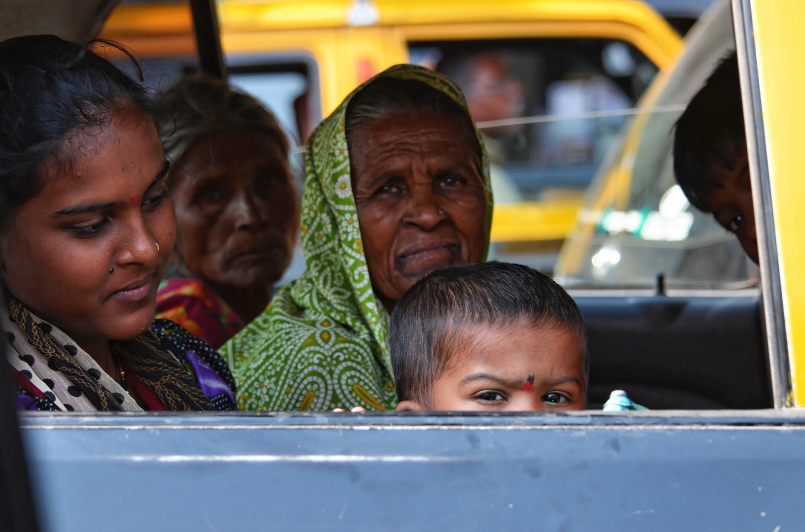 Faces in Mumbai