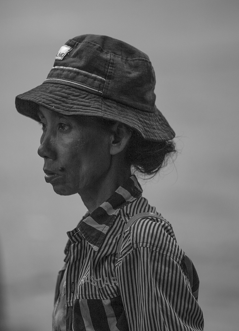 [ …faces of burma IV ]