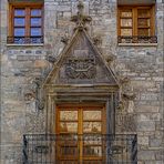 Fachada de la Casa Episcopal de Jaca -Detalle-