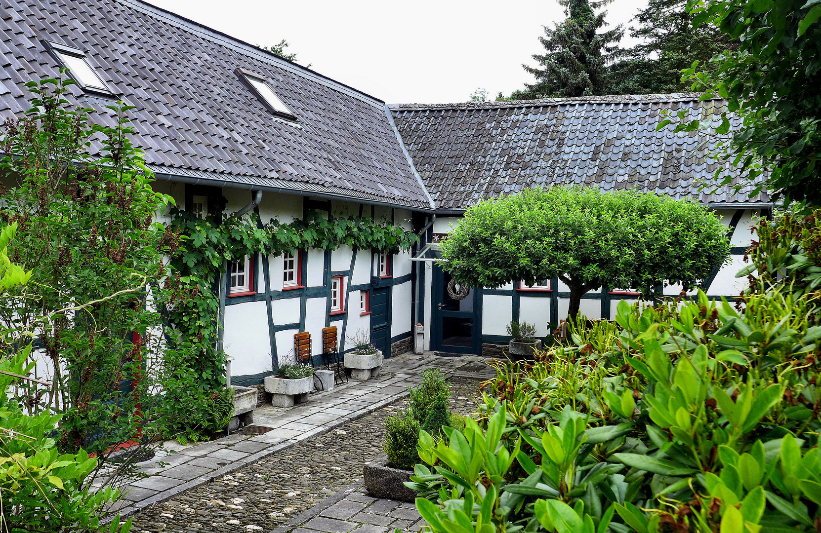 Fachwerk im Grünen