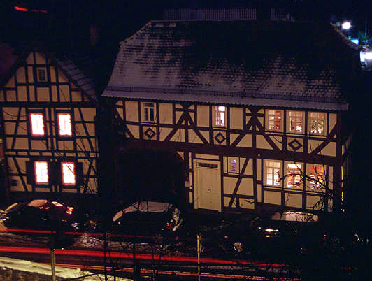 Fachwerkhaus bei Nacht