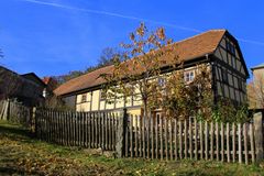 Fachwerkhaus in der Herbstsonne