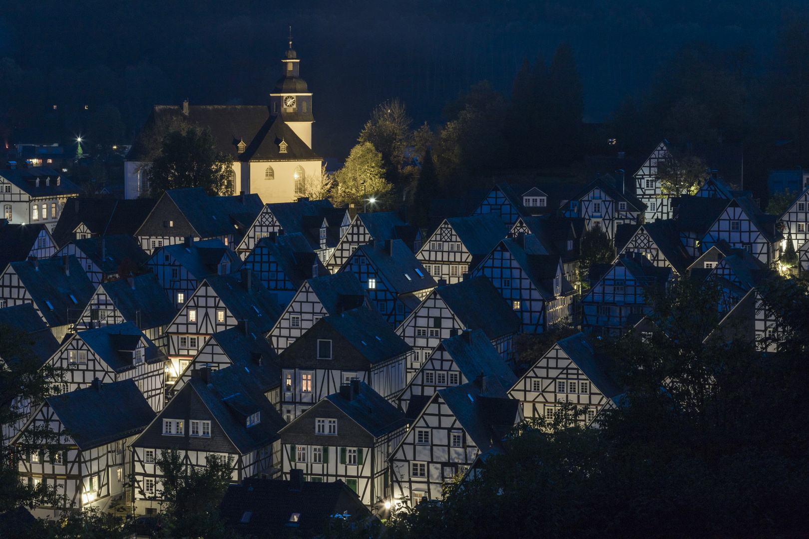 Fachwerkidylle bei Nacht