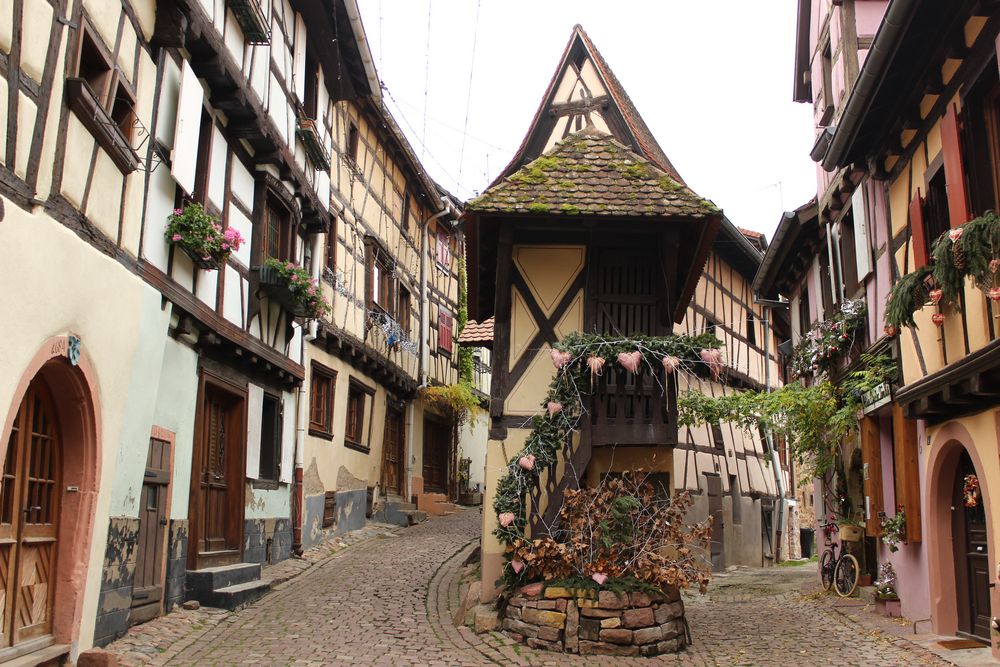 Fachwerkkunst in Eguisheim