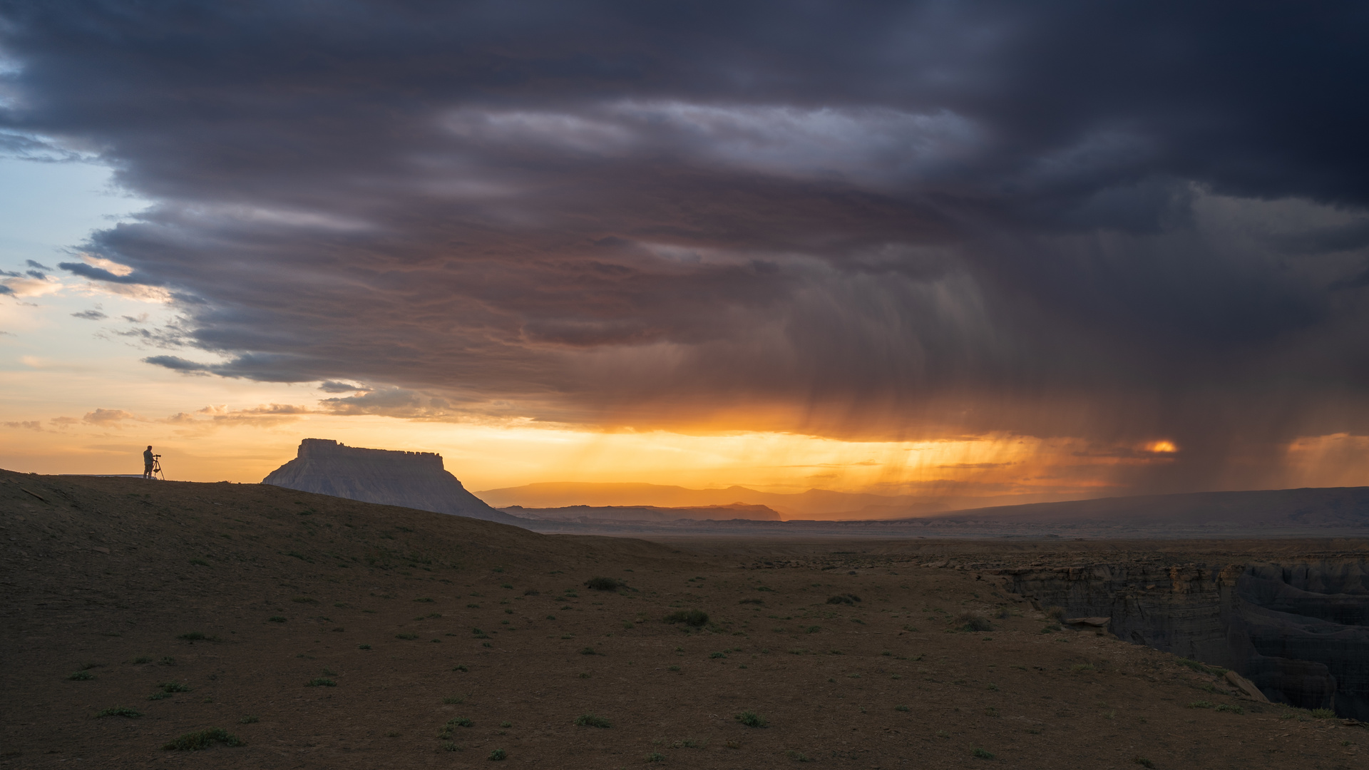 Factory Butte - Utah