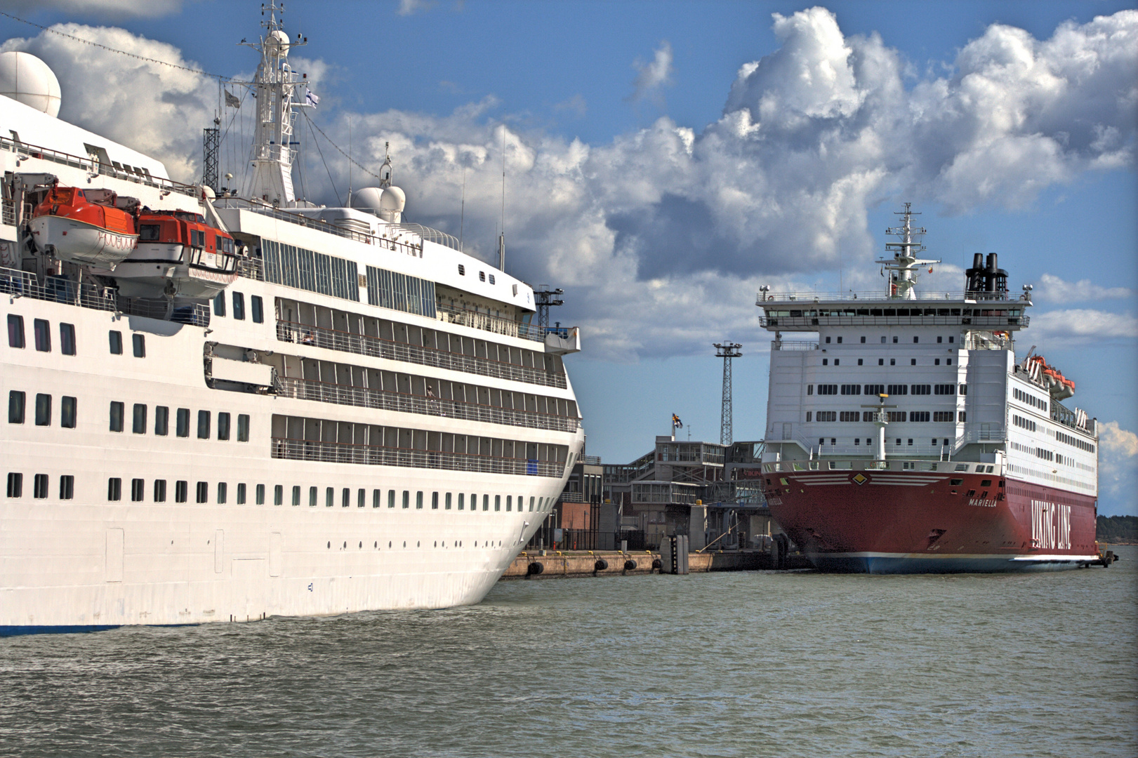 Fähranleger im Hafen von Helsinki