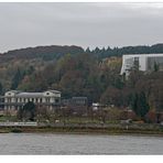 Fähranleger, Künstlerbahnhof Rolandseck und Arp Museum...