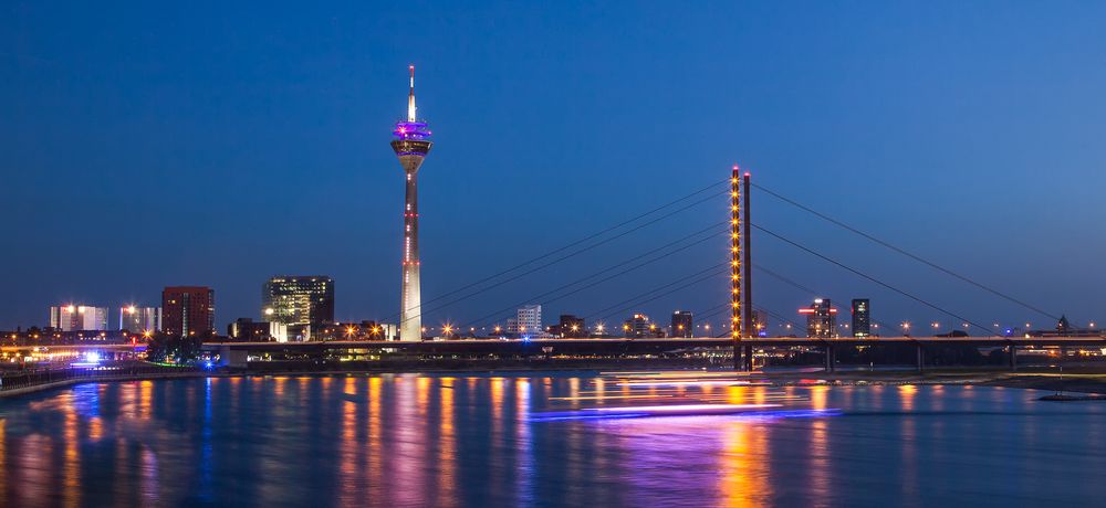 Fährbetrieb Düsseldorf