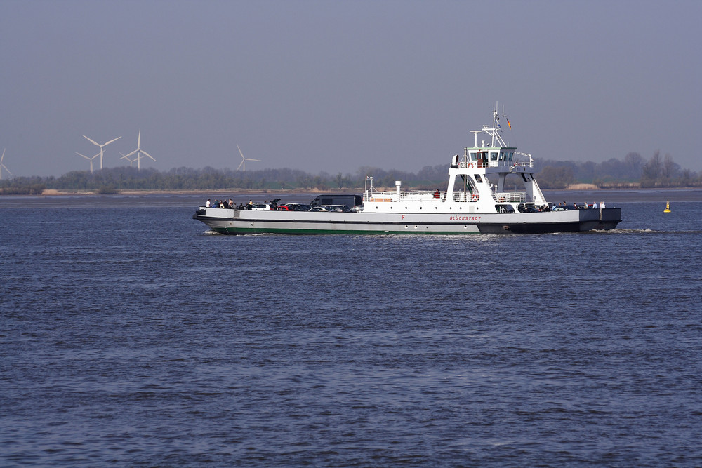 Fähre Glückstadt / Wischhafen Foto & Bild schiffe und seewege, fähren, motorschiffe Bilder auf Fähre Glückstadt / Wischhafen Foto & Bild schiffe und seewege, fähren, motorschiffe Bilder auf