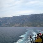 Fähre Kroatien mit Blick zum Velebitgebirge