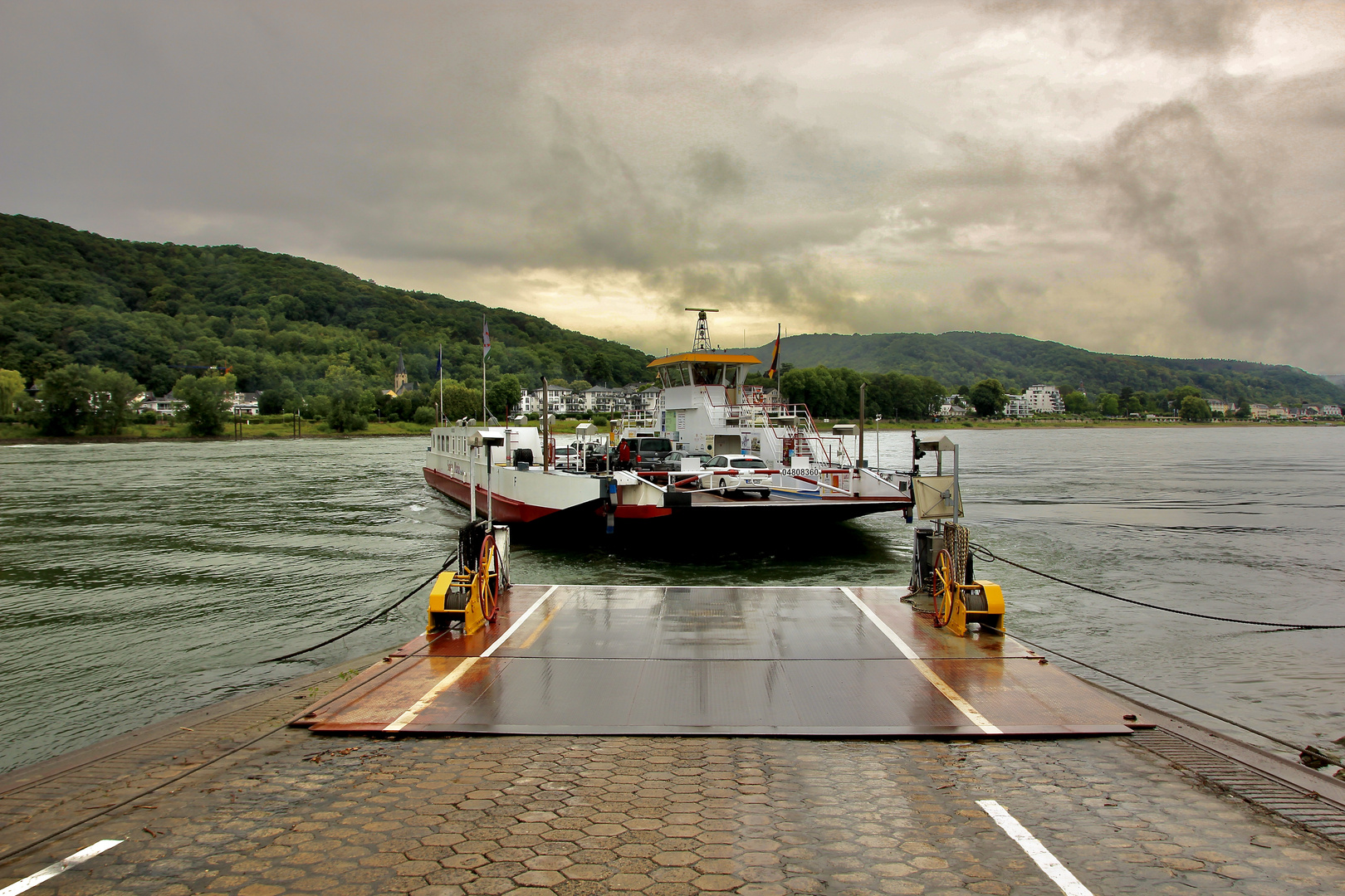 Fähre über den Rhein 