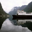 Fähre vor Gudvangen am Südende des Naeroyfjord 