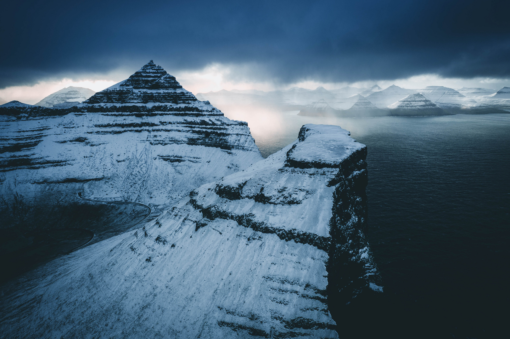 Färöer / Kalsoy