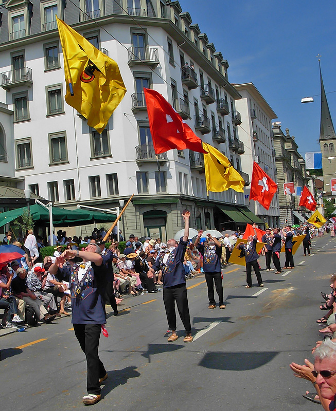 Fahnenschwinger am Jodelfest Luzern