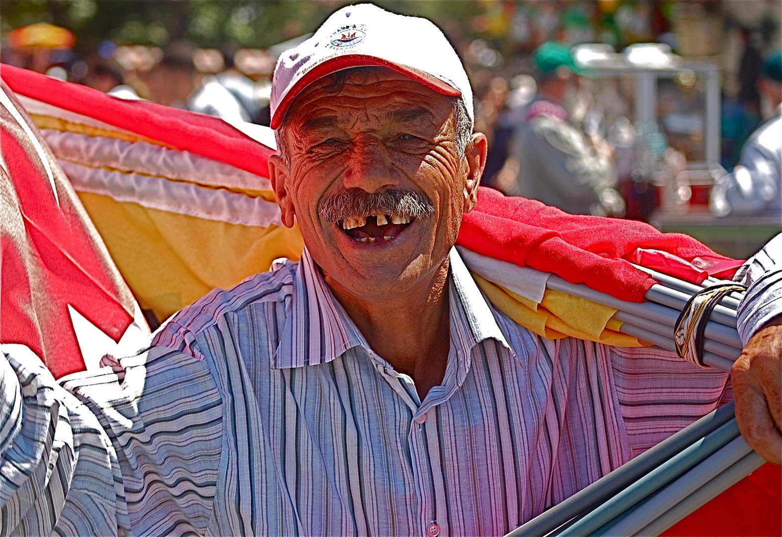 Fahnenverkäufer in Istanbul