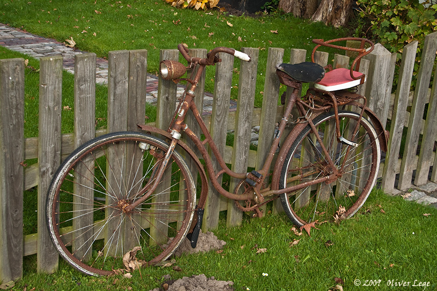 Fahrrad Foto & Bild marodes, rostart, rost im detail