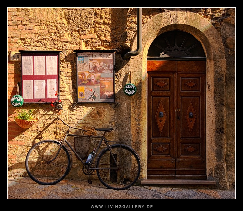 Fahrrad an Wand