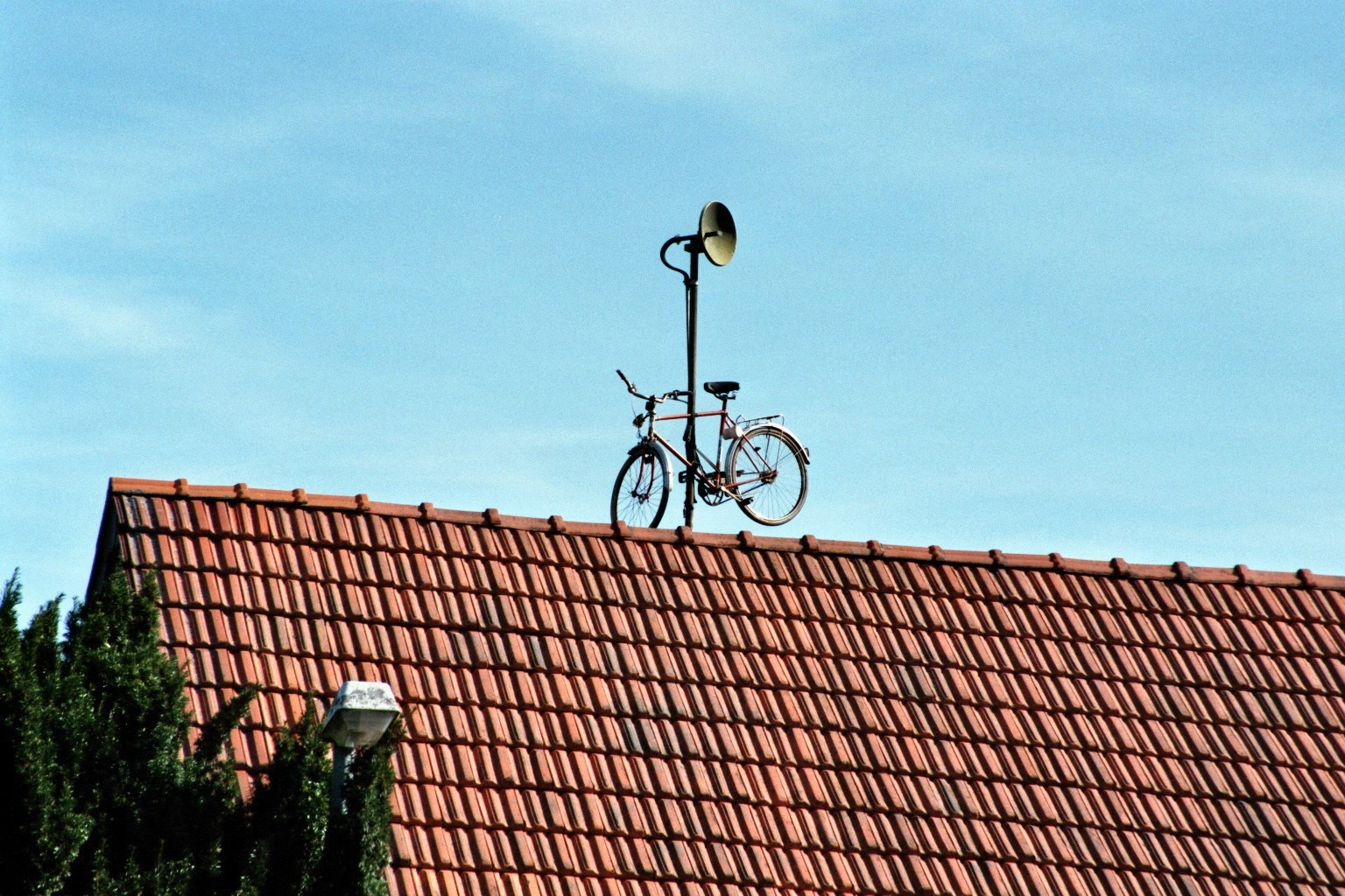 Fahrrad Auf Dem Dach Foto Bild Sport Spezial Analog Bilder Auf Fotocommunity