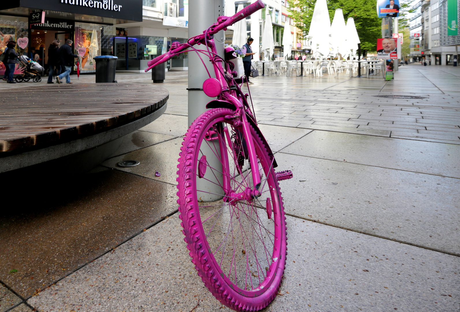 lila fahrrad