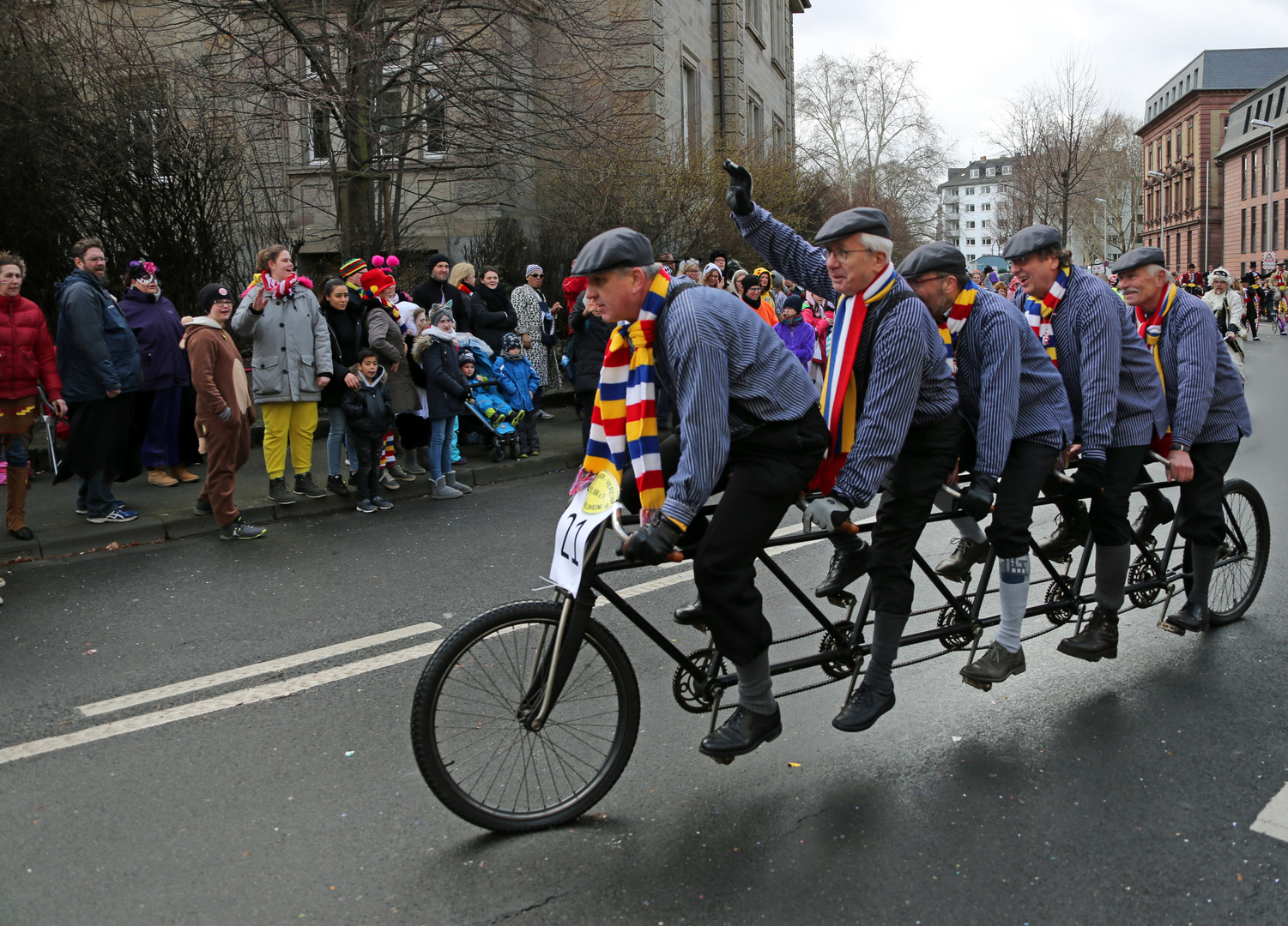 Fahrrad -Fuenfsitzer -3-