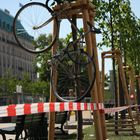 Fahrrad-Gazelle erklimmt den Baum