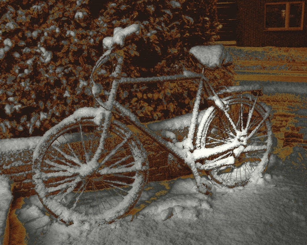 Fahrrad im Schnee