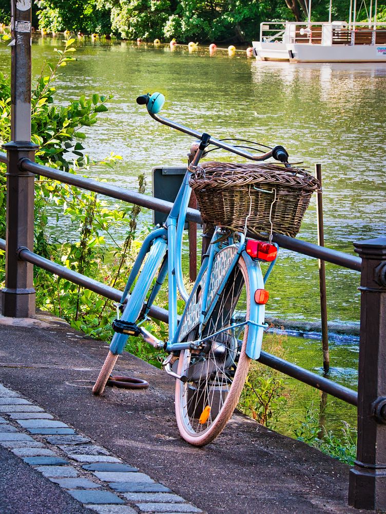 Fahrrad in Blau