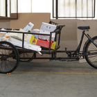 Fahrrad in der Markthalle von Como