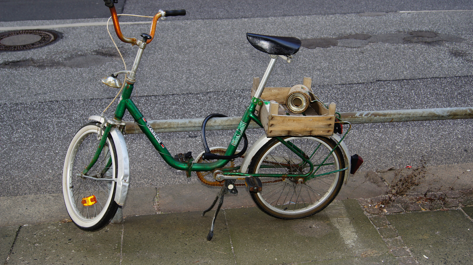 Fahrrad, Klapprad mit Dose