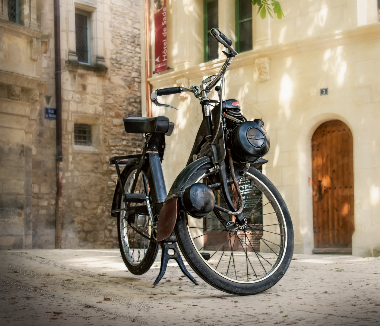 Fahrrad mit Hilfsmotor (Solex) in Altstadt