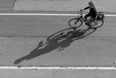 Fahrrad-Schatten-Spiel