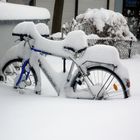 Fahrrad verschneit