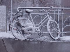 Fahrrad verschneit