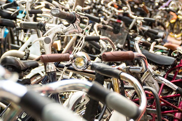 Fahrradwahnsinn in Amsterdam