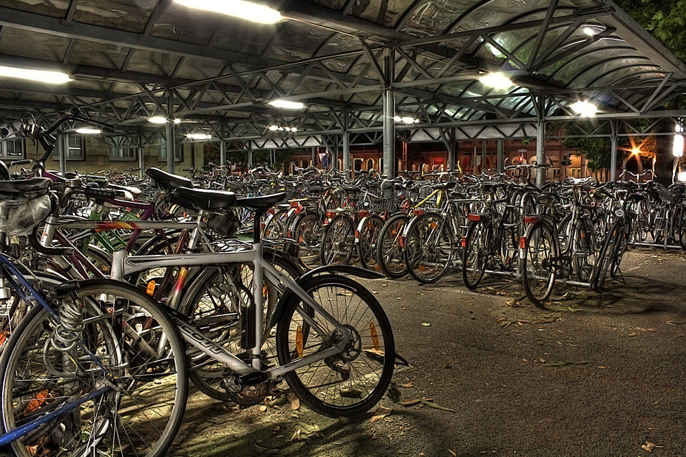 Fahrrädständer am Karlsruher Hauptbahnhof