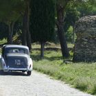 Fahrt im Oldtimer auf römischem Handelsweg ins Eheglück....