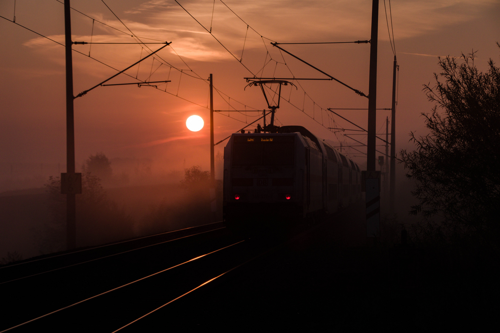 Fahrt in den Sonnenaufgang