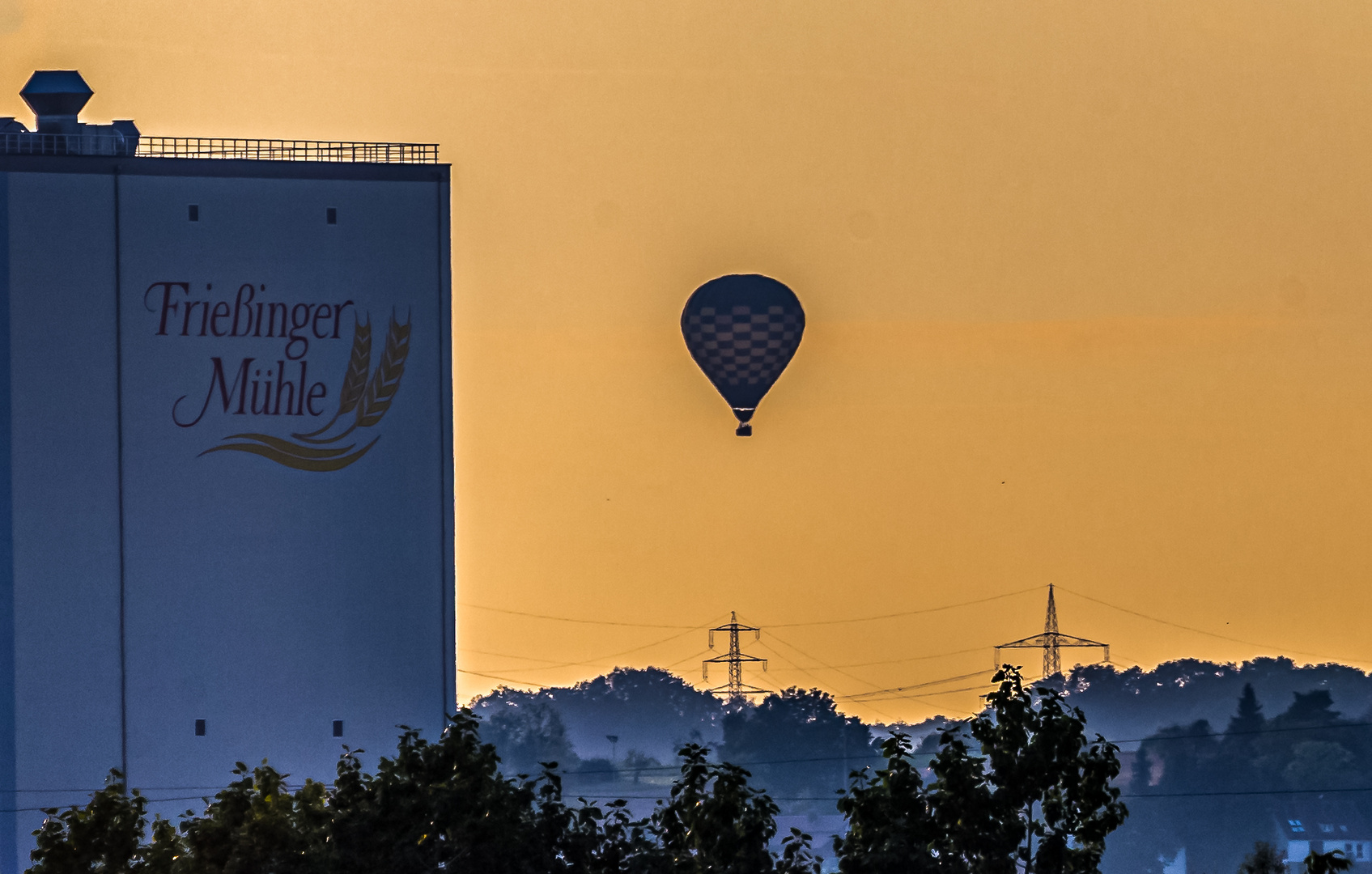 Fahrt in den Sonnenuntergang