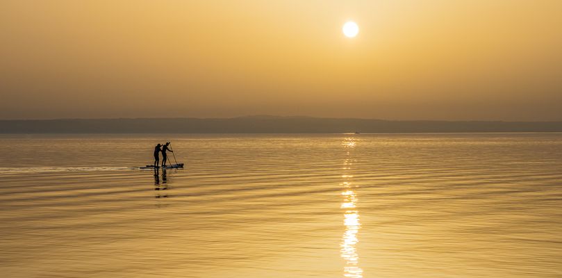 Fahrt in den Sonnenuntergang 