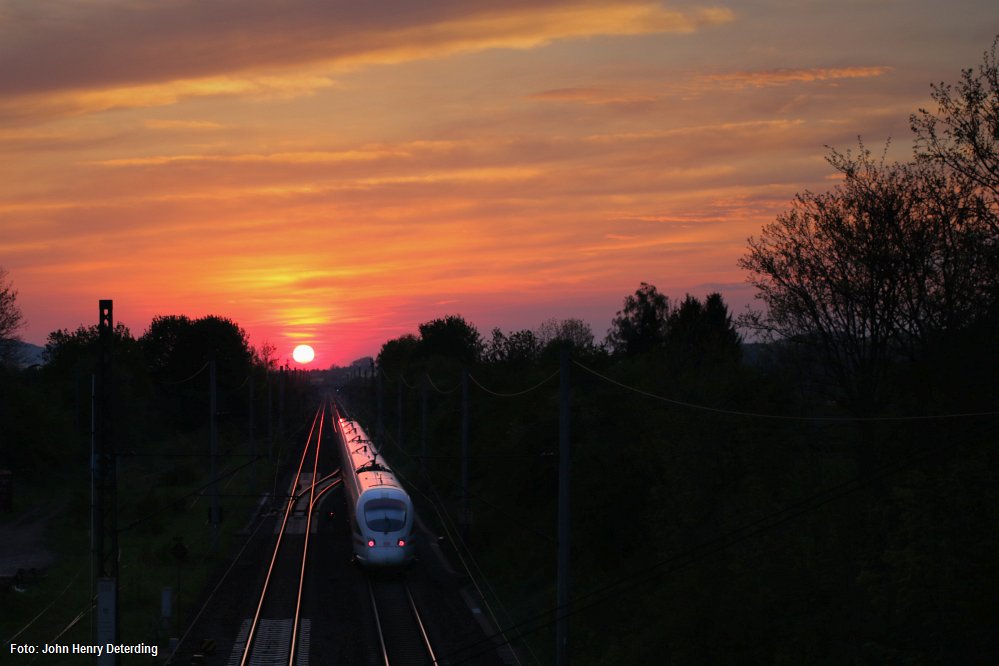 Fahrt in den Sonnenuntergang