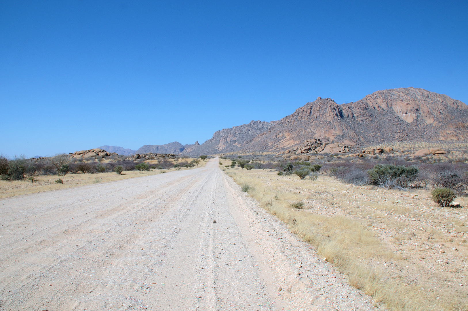 Fahrt in die Erongo Berge