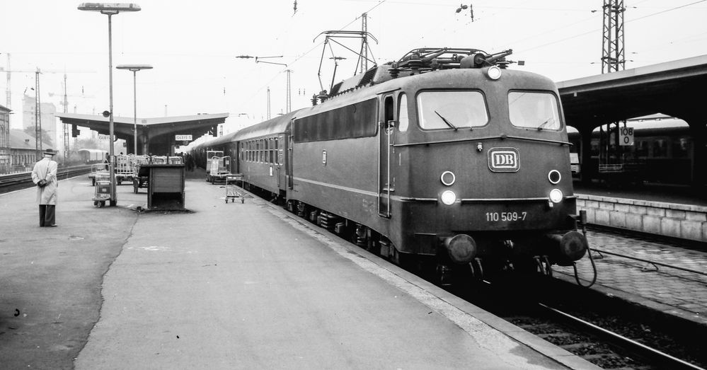 Fahrt nach Flensburg (14) Foto & Bild bahn, bügelfalte, eisenbahn Bilder auf