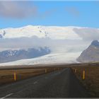 Fahrt Richtung Vik am Gletscher entlang