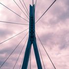 Fahrt über die Köhlbrandbrücke in Hamburg